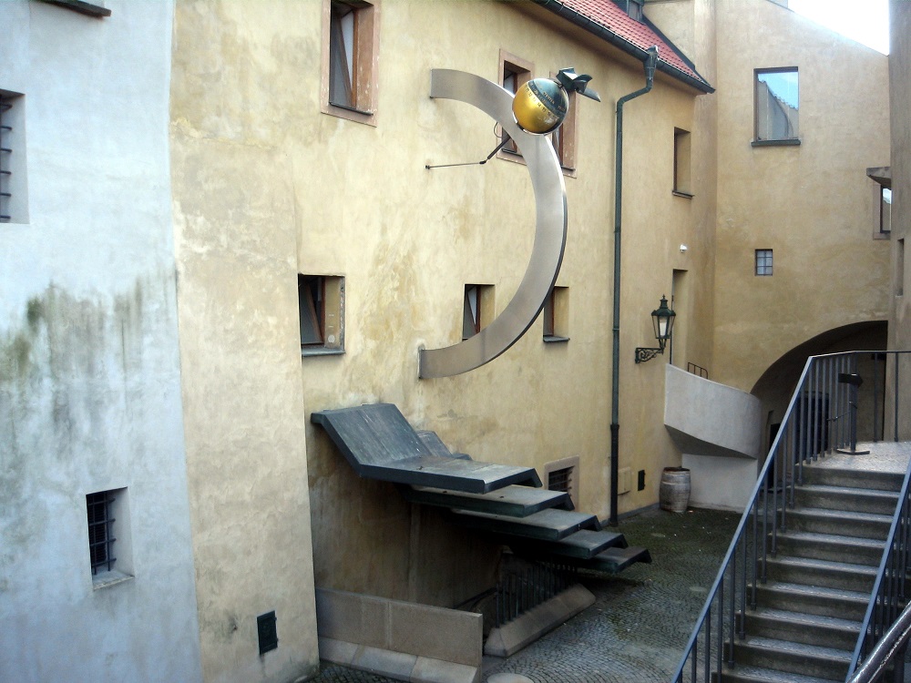19